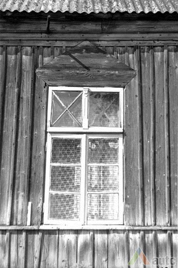 Rūmų langas 1982 m. E. J. Morkūno nuotr., LLBM archyvas