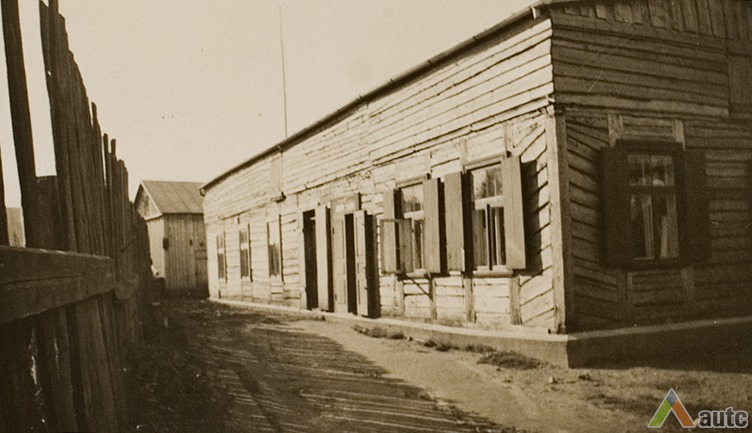 Premises of School of Commerce in 1933, photo from Lithuanian Central State Archives. 