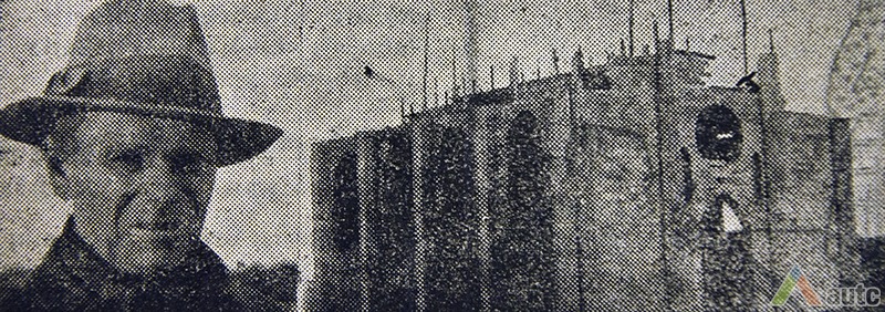 Bažnyčios fundatorius ir statoma šventovė. Iš "Dienos Naujienos", 1931 m. spalio 9 d.