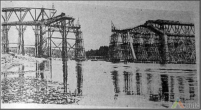 Alytaus geležinkelio tilto per Nemuną statyba 1896 m. H. Kebeikio kolekcijos nuotr.