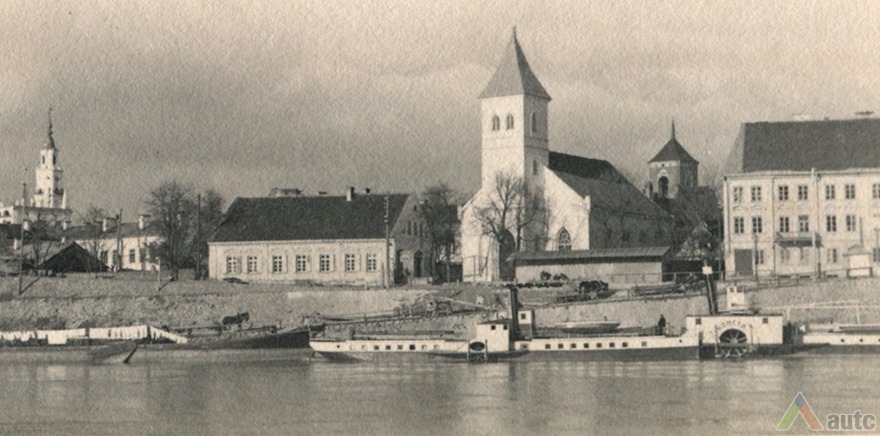 Kaunas Lutheran church. Fhoto by J. Skrinskas, 1930's, from "Albumas: Vytauto Didžiojo 1930 m."
