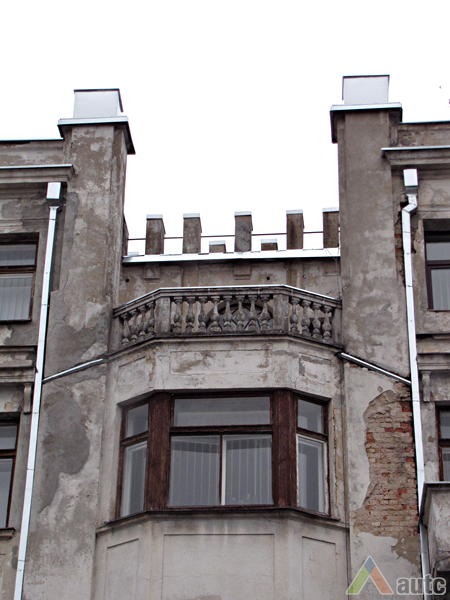 Fasado fragmentas 2010 m. P. T. Laurinaičio nuotr.