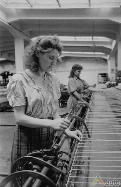 “Drobė” factory worker. Photo by M. Ogajus, 1955, from Lithuanian central state archive, photodocuments department.   