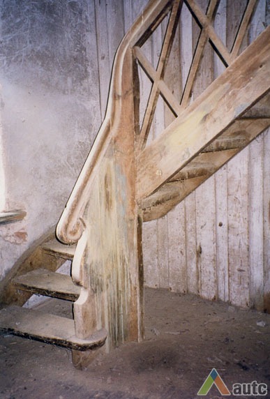 Vidiniai laiptai 1999 m. D. Puodžiukienės nuotr.