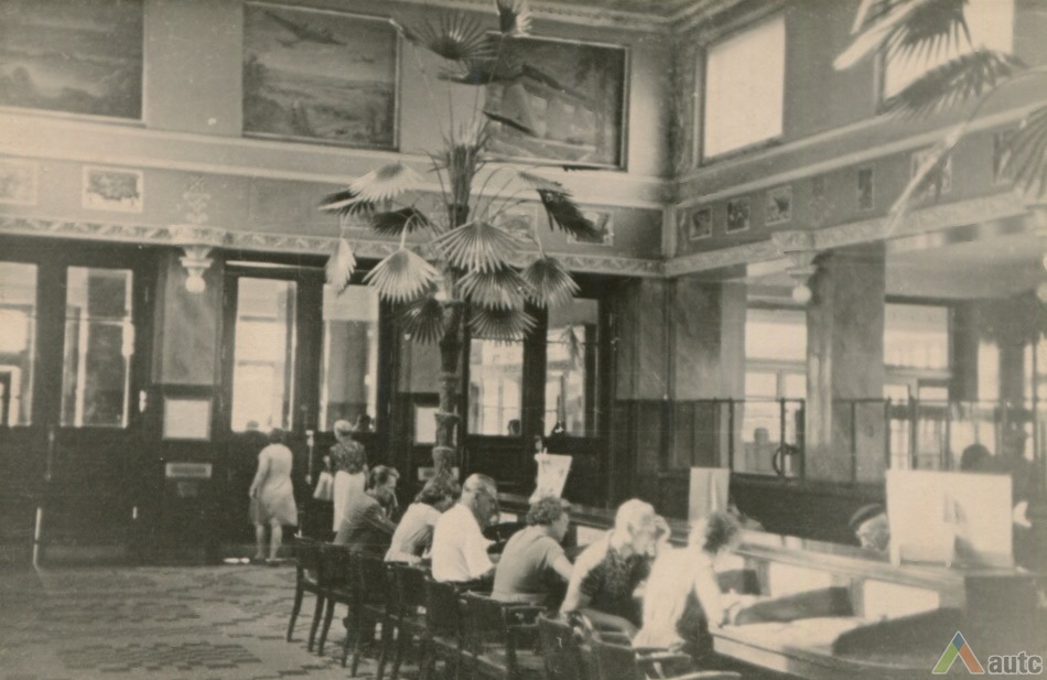 Main hall in the soviet times. Photo from personal collection of A. Burkus.