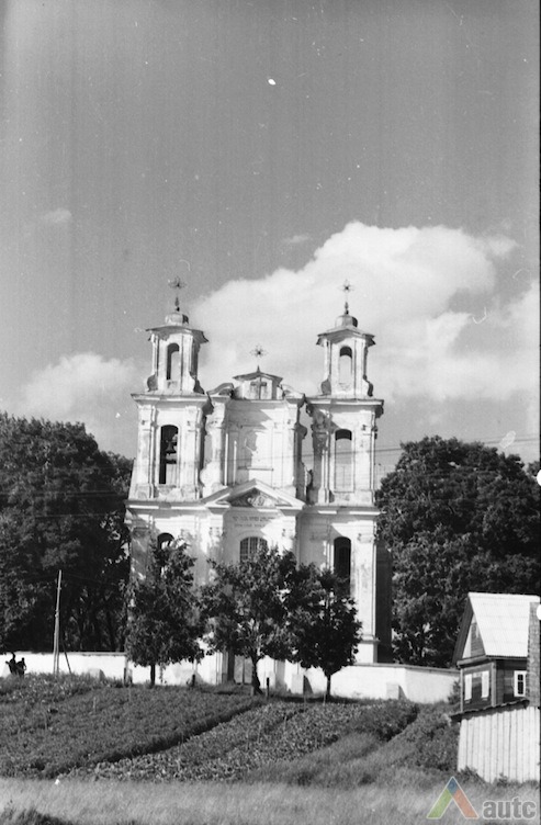 Stakliškių Švč. Trejybės bažnyčia. KTU ASI archyvo nuotr., Sk-01850